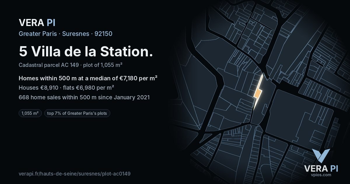 5 Villa de la Station, Suresnes at night – the plot lit, the parcels around coloured by the prices near them