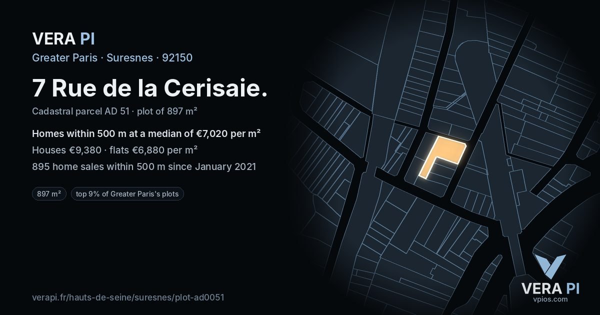 7 Rue de la Cerisaie, Suresnes at night – the plot lit, the parcels around coloured by the prices near them