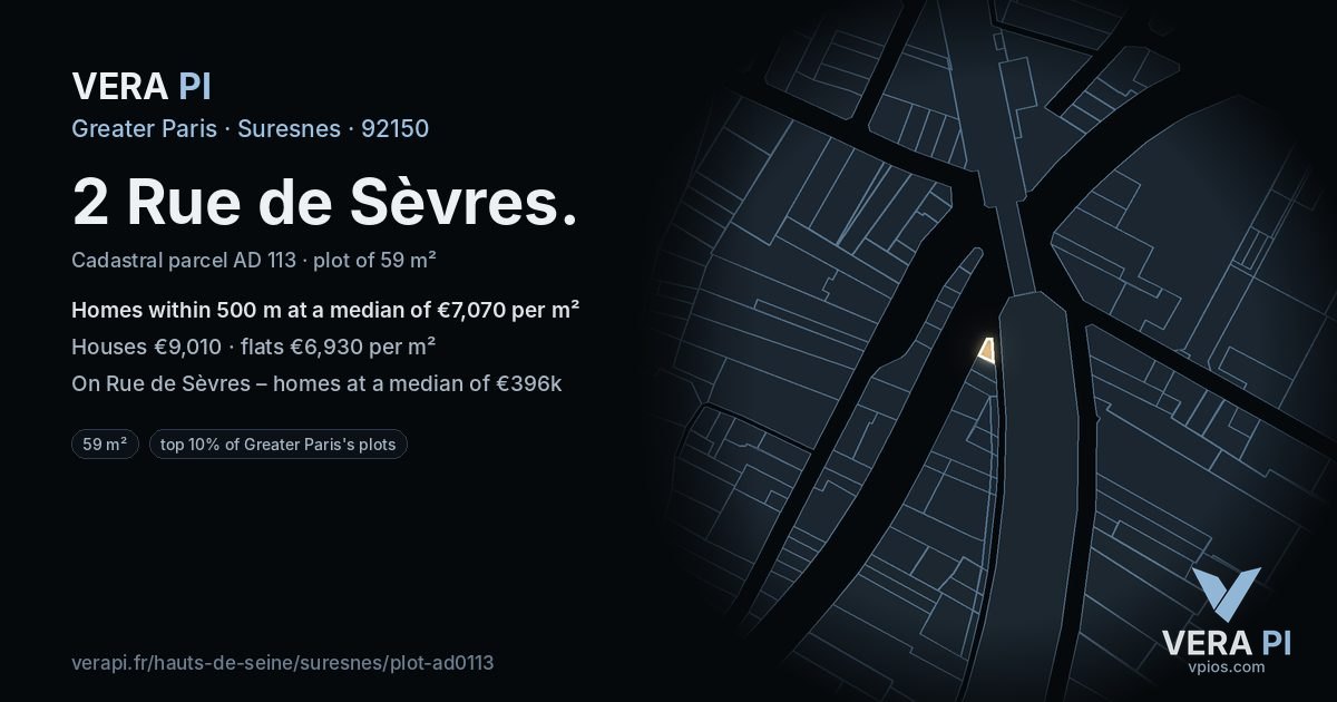 2 Rue de Sèvres, Suresnes at night – the plot lit, the parcels around coloured by the prices near them