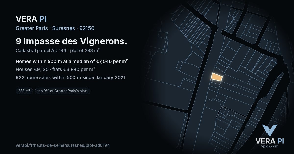 9 Impasse des Vignerons, Suresnes at night – the plot lit, the parcels around coloured by the prices near them