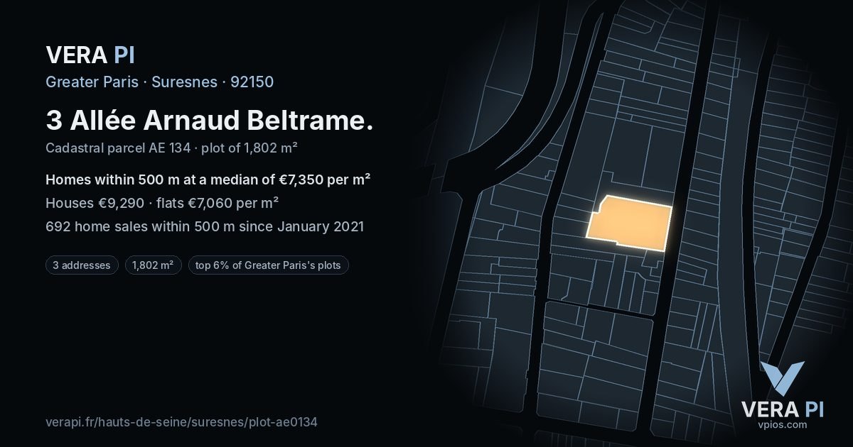 3 Allée Arnaud Beltrame, Suresnes at night – the plot lit, the parcels around coloured by the prices near them