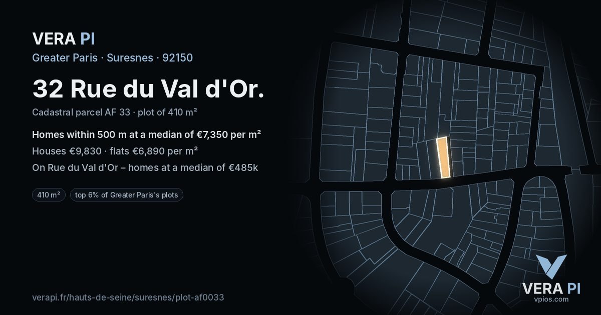 32 Rue du Val d'Or, Suresnes at night – the plot lit, the parcels around coloured by the prices near them