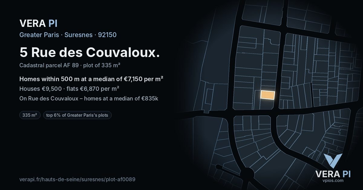 5 Rue des Couvaloux, Suresnes at night – the plot lit, the parcels around coloured by the prices near them