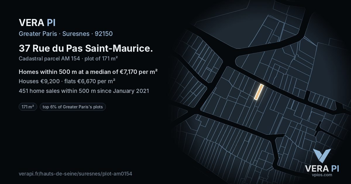 37 Rue du Pas Saint-Maurice, Suresnes at night – the plot lit, the parcels around coloured by the prices near them
