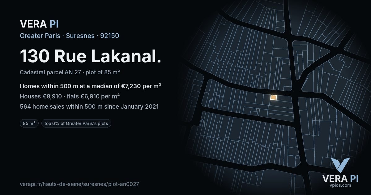 130 Rue Lakanal, Suresnes at night – the plot lit, the parcels around coloured by the prices near them