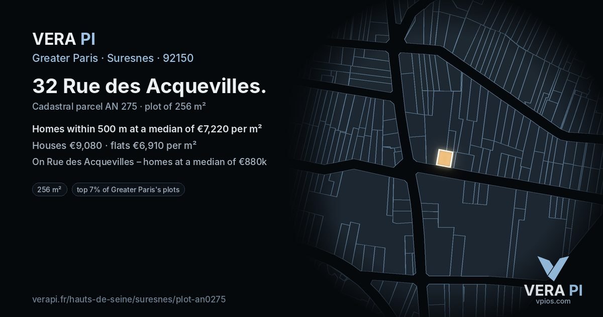32 Rue des Acquevilles, Suresnes at night – the plot lit, the parcels around coloured by the prices near them