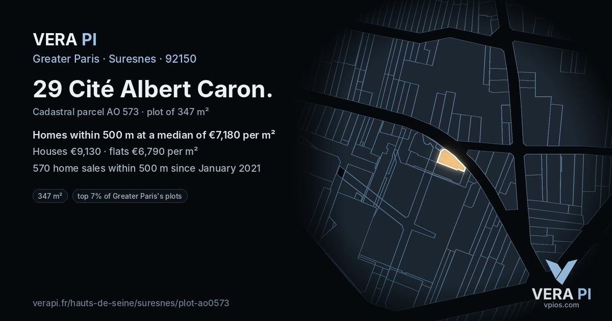 29 Cité Albert Caron, Suresnes at night – the plot lit, the parcels around coloured by the prices near them