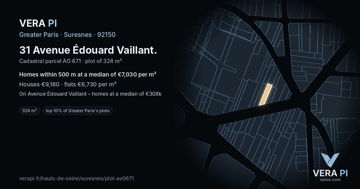 31 Avenue Édouard Vaillant, Suresnes at night – the plot lit, the parcels around coloured by the prices near them