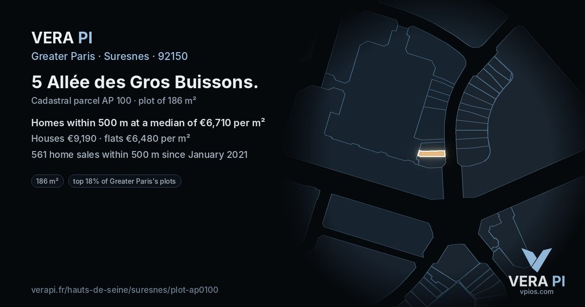 5 Allée des Gros Buissons, Suresnes at night – the plot lit, the parcels around coloured by the prices near them