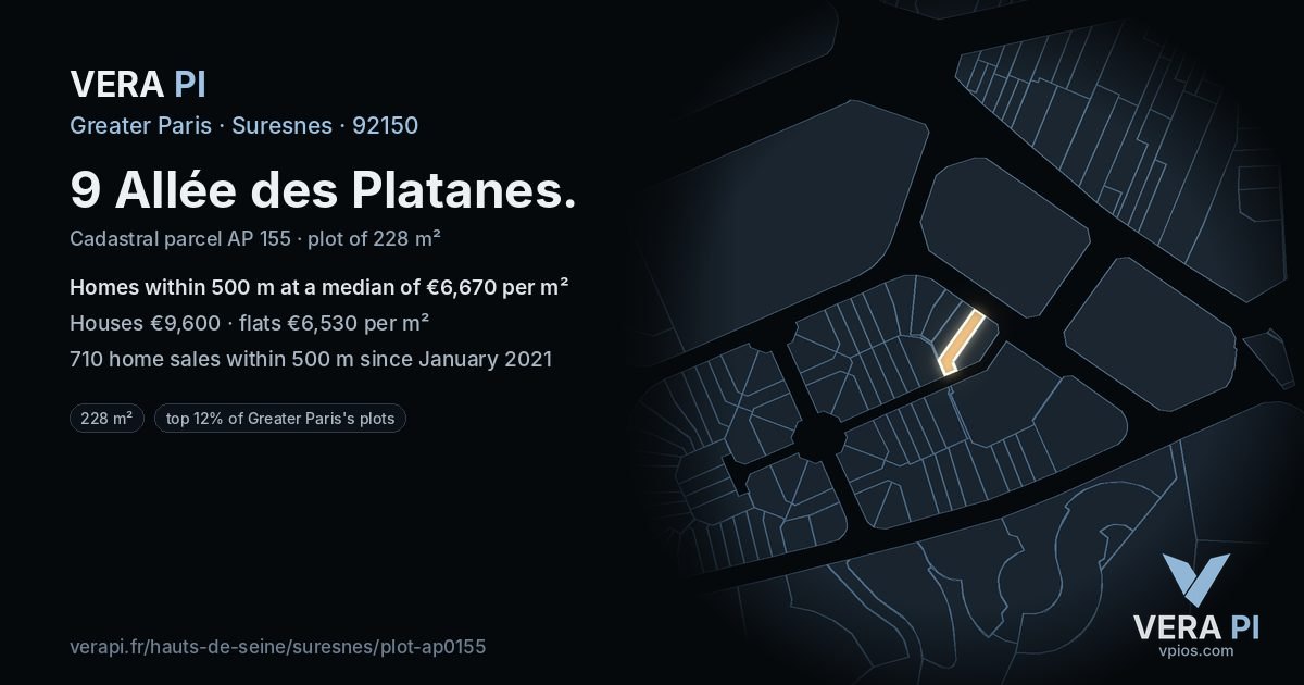 9 Allée des Platanes, Suresnes at night – the plot lit, the parcels around coloured by the prices near them