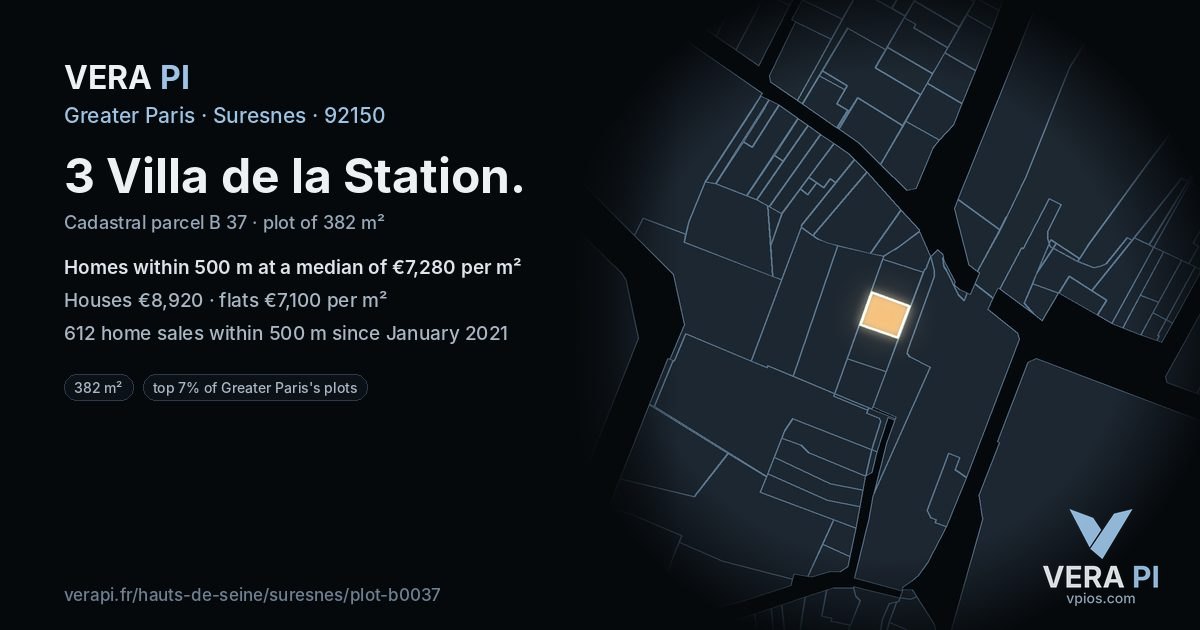 3 Villa de la Station, Suresnes at night – the plot lit, the parcels around coloured by the prices near them