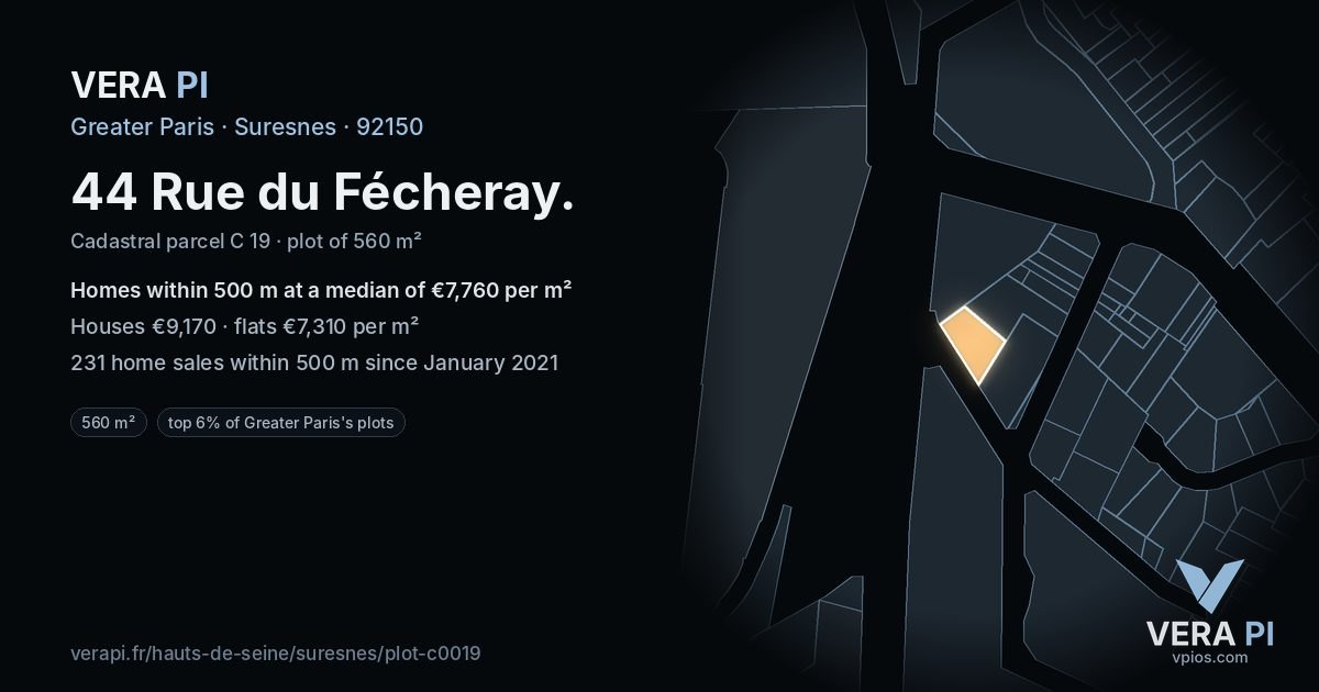 44 Rue du Fécheray, Suresnes at night – the plot lit, the parcels around coloured by the prices near them