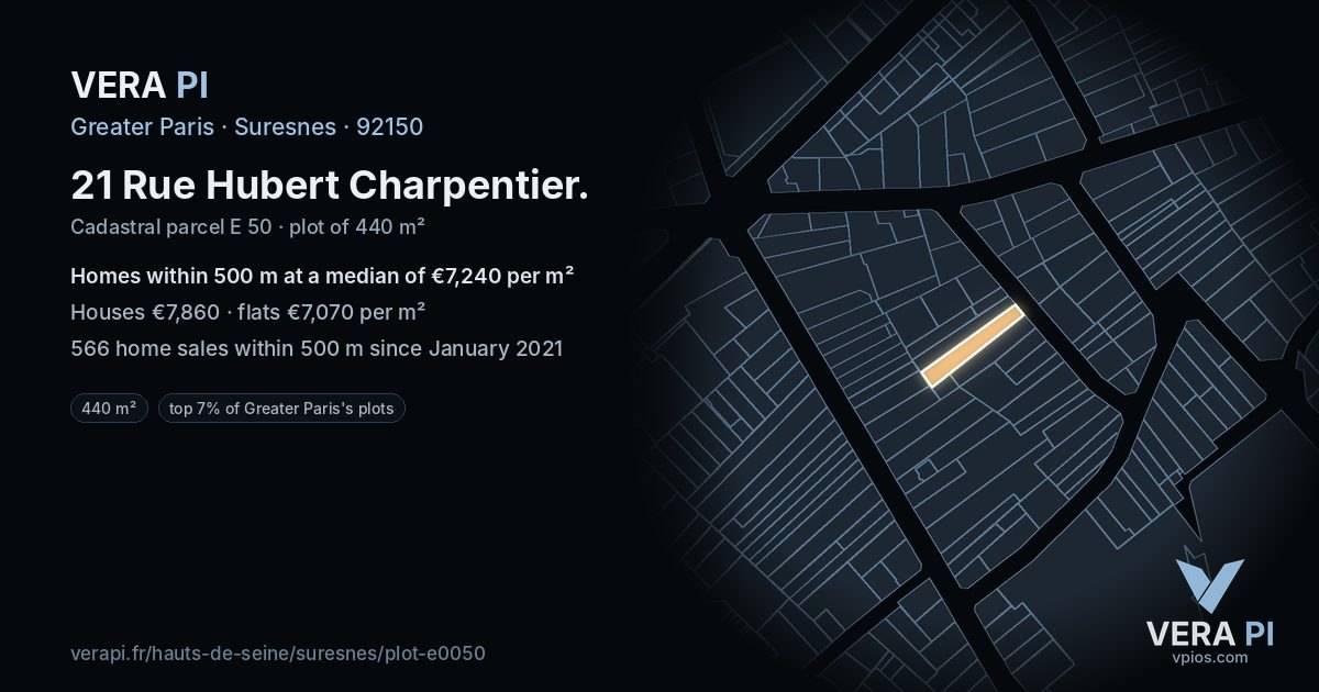 21 Rue Hubert Charpentier, Suresnes at night – the plot lit, the parcels around coloured by the prices near them