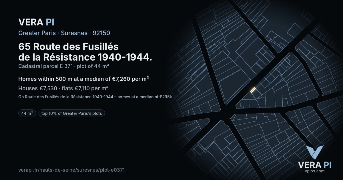65 Route des Fusillés de la Résistance 1940-1944, Suresnes at night – the plot lit, the parcels around coloured by the prices near them