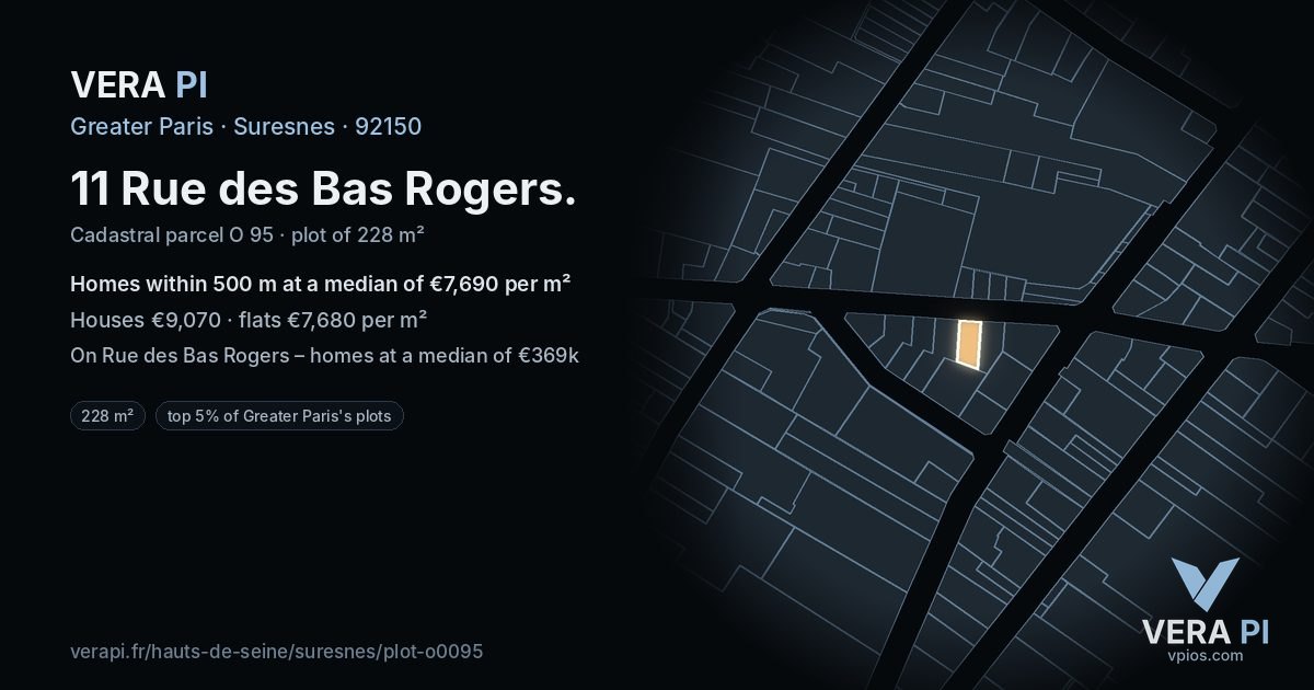11 Rue des Bas Rogers, Suresnes at night – the plot lit, the parcels around coloured by the prices near them