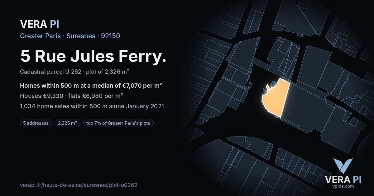 5 Rue Jules Ferry, Suresnes at night – the plot lit, the parcels around coloured by the prices near them