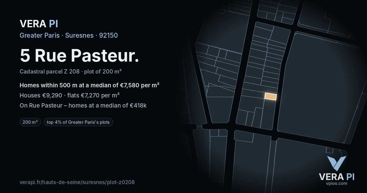 5 Rue Pasteur, Suresnes at night – the plot lit, the parcels around coloured by the prices near them