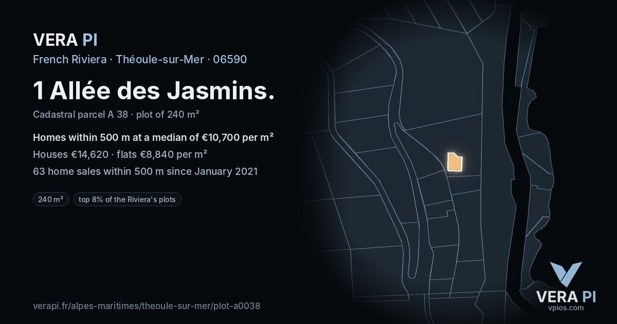 1 Allée des Jasmins, Théoule-sur-Mer at night – the plot lit, the parcels around coloured by the prices near them