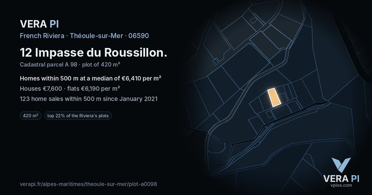 12 Impasse du Roussillon, Théoule-sur-Mer at night – the plot lit, the parcels around coloured by the prices near them