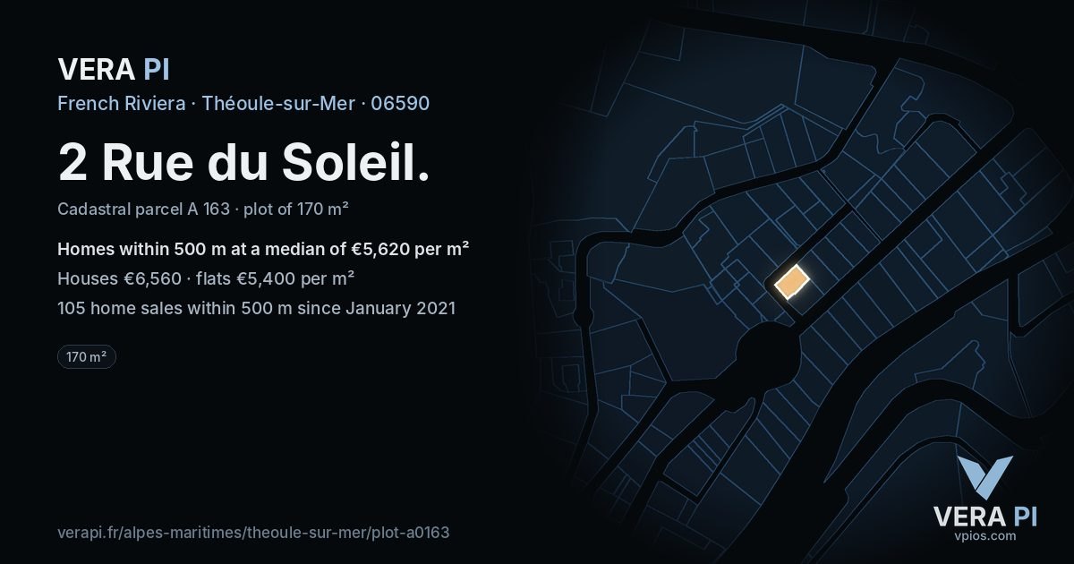 2 Rue du Soleil, Théoule-sur-Mer at night – the plot lit, the parcels around coloured by the prices near them