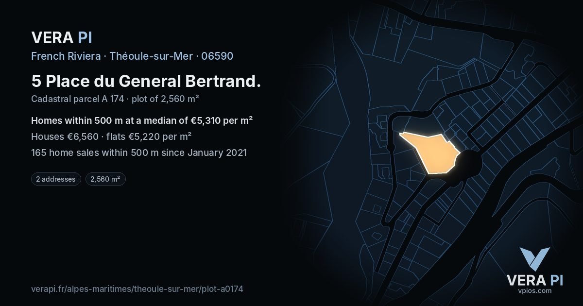5 Place du General Bertrand, Théoule-sur-Mer at night – the plot lit, the parcels around coloured by the prices near them