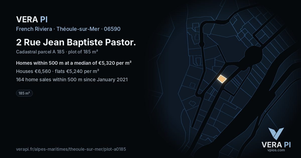 2 Rue Jean Baptiste Pastor, Théoule-sur-Mer at night – the plot lit, the parcels around coloured by the prices near them