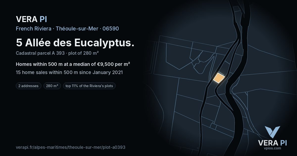 5 Allée des Eucalyptus, Théoule-sur-Mer at night – the plot lit, the parcels around coloured by the prices near them