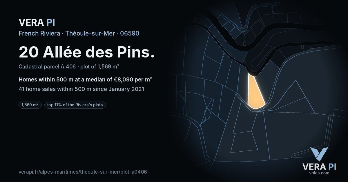 20 Allée des Pins, Théoule-sur-Mer at night – the plot lit, the parcels around coloured by the prices near them