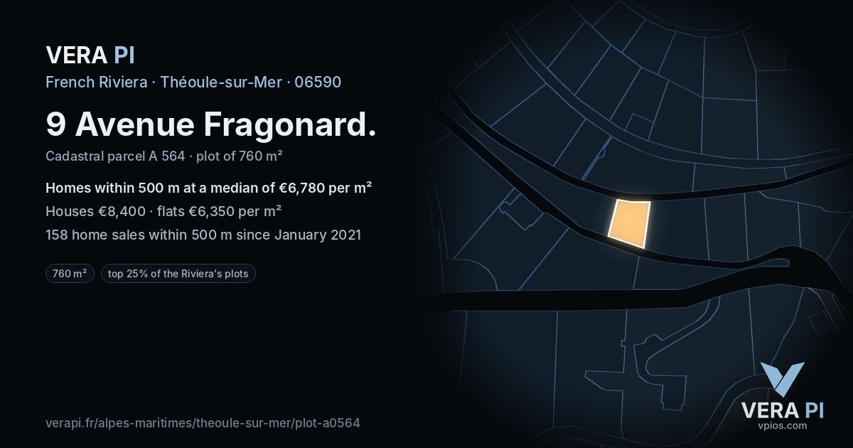 9 Avenue Fragonard, Théoule-sur-Mer at night – the plot lit, the parcels around coloured by the prices near them