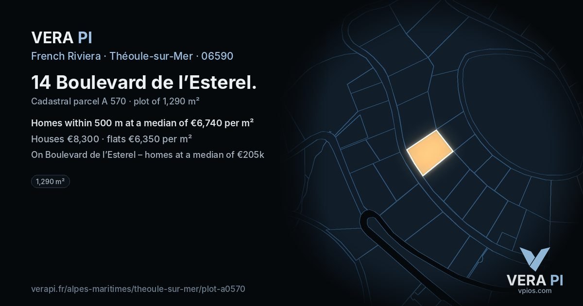 14 Boulevard de l’Esterel, Théoule-sur-Mer at night – the plot lit, the parcels around coloured by the prices near them