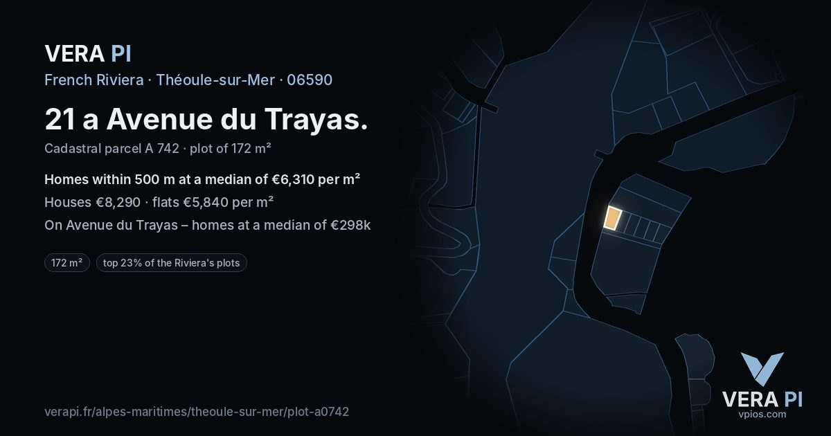 21 a Avenue du Trayas, Théoule-sur-Mer at night – the plot lit, the parcels around coloured by the prices near them