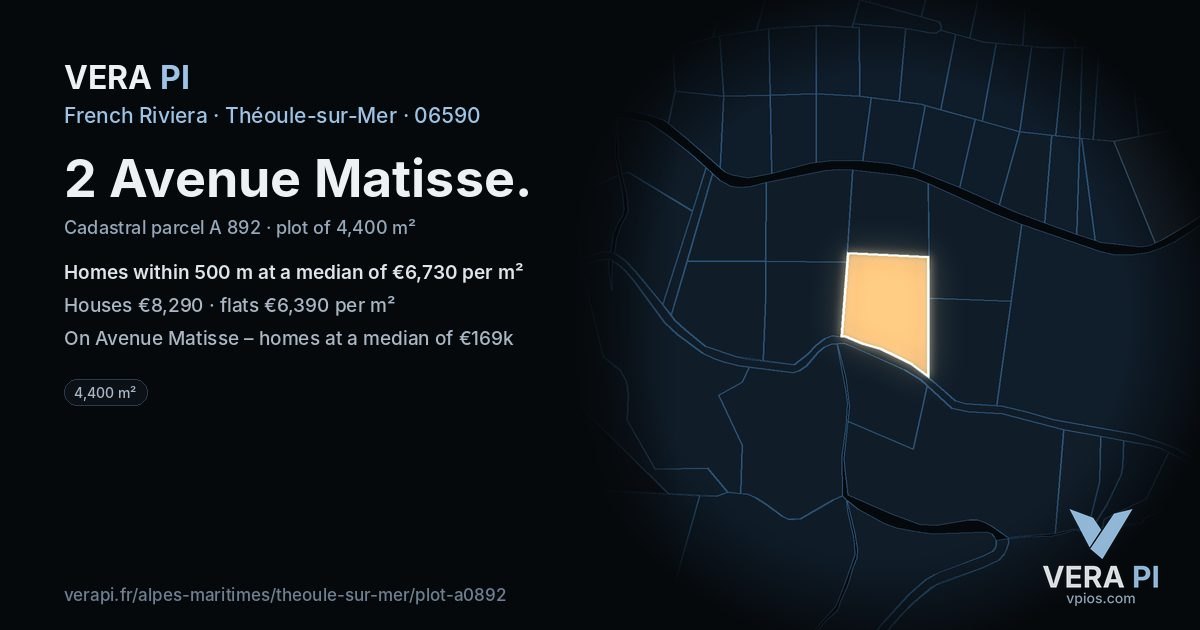 2 Avenue Matisse, Théoule-sur-Mer at night – the plot lit, the parcels around coloured by the prices near them