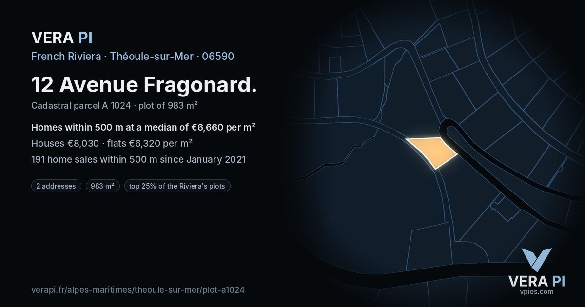 12 Avenue Fragonard, Théoule-sur-Mer at night – the plot lit, the parcels around coloured by the prices near them