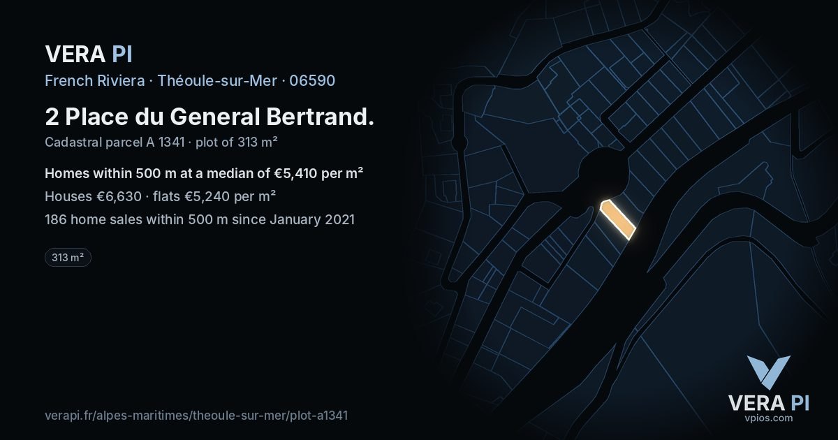 2 Place du General Bertrand, Théoule-sur-Mer at night – the plot lit, the parcels around coloured by the prices near them