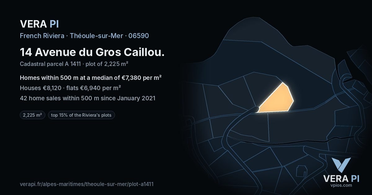 14 Avenue du Gros Caillou, Théoule-sur-Mer at night – the plot lit, the parcels around coloured by the prices near them