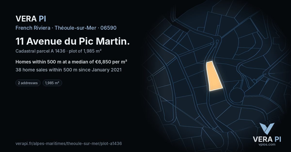 11 Avenue du Pic Martin, Théoule-sur-Mer at night – the plot lit, the parcels around coloured by the prices near them