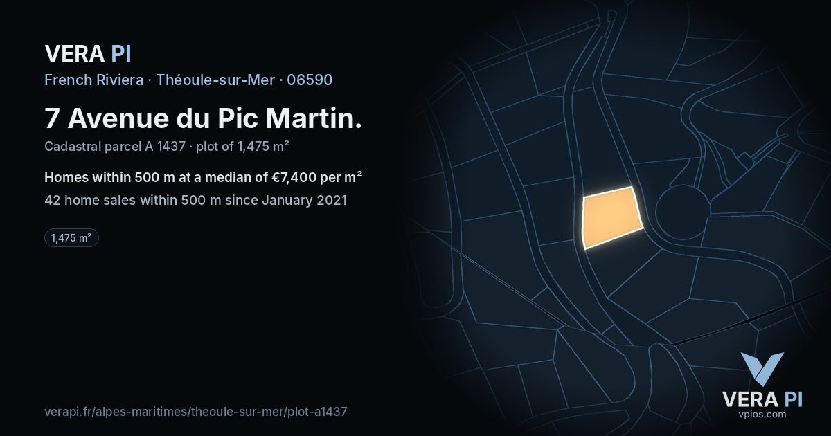 7 Avenue du Pic Martin, Théoule-sur-Mer at night – the plot lit, the parcels around coloured by the prices near them