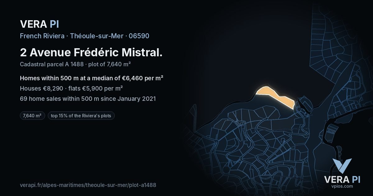2 Avenue Frédéric Mistral, Théoule-sur-Mer at night – the plot lit, the parcels around coloured by the prices near them