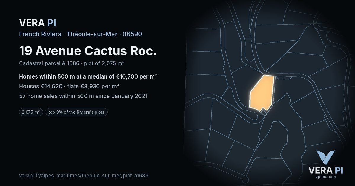 19 Avenue Cactus Roc, Théoule-sur-Mer at night – the plot lit, the parcels around coloured by the prices near them