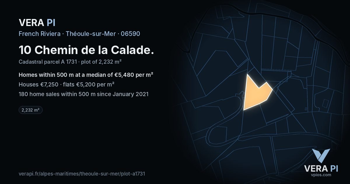 10 Chemin de la Calade, Théoule-sur-Mer at night – the plot lit, the parcels around coloured by the prices near them