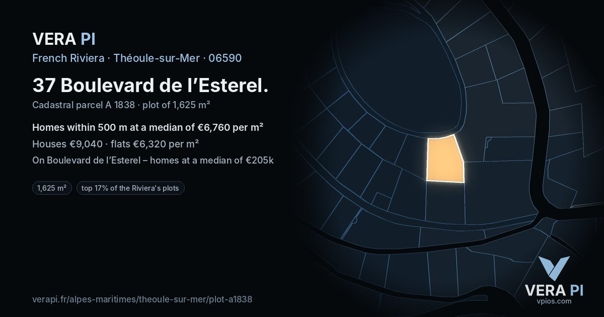 37 Boulevard de l’Esterel, Théoule-sur-Mer at night – the plot lit, the parcels around coloured by the prices near them