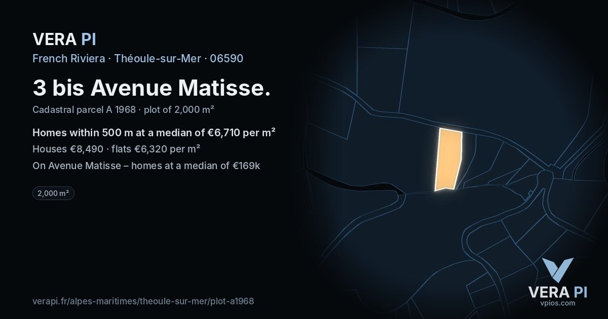 3 bis Avenue Matisse, Théoule-sur-Mer at night – the plot lit, the parcels around coloured by the prices near them