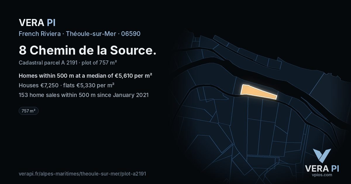 8 Chemin de la Source, Théoule-sur-Mer at night – the plot lit, the parcels around coloured by the prices near them