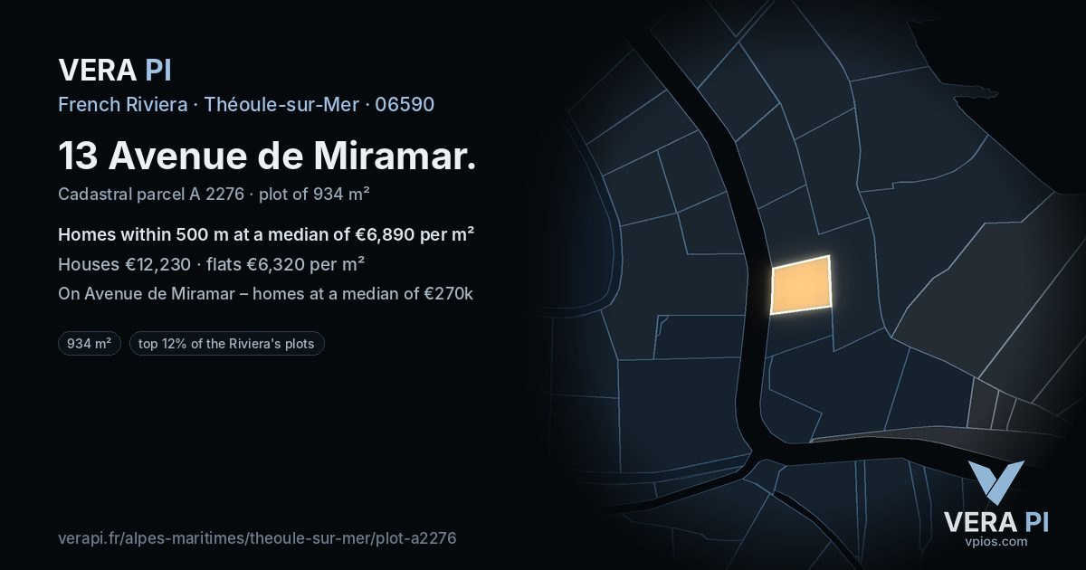 13 Avenue de Miramar, Théoule-sur-Mer at night – the plot lit, the parcels around coloured by the prices near them