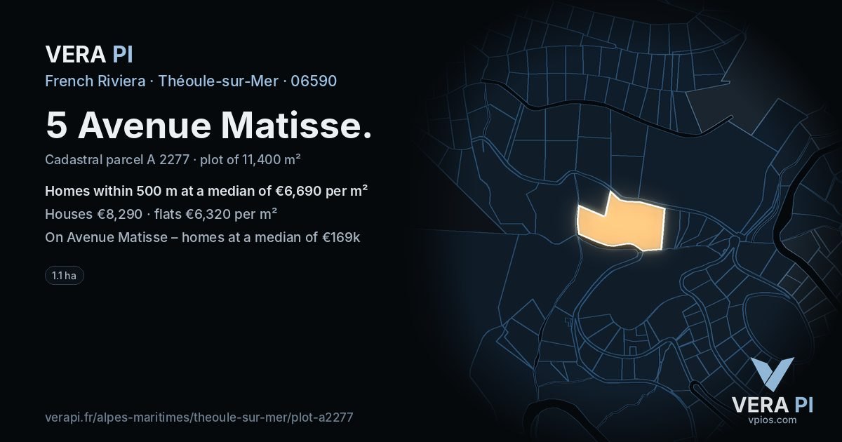 5 Avenue Matisse, Théoule-sur-Mer at night – the plot lit, the parcels around coloured by the prices near them