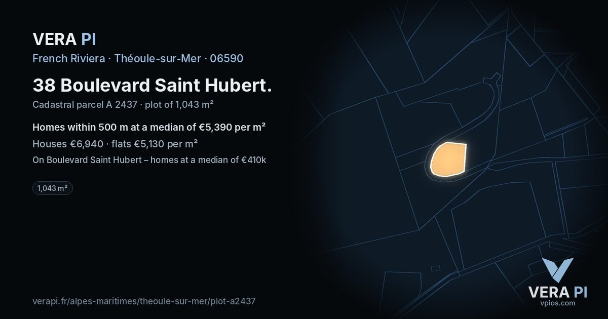38 Boulevard Saint Hubert, Théoule-sur-Mer at night – the plot lit, the parcels around coloured by the prices near them