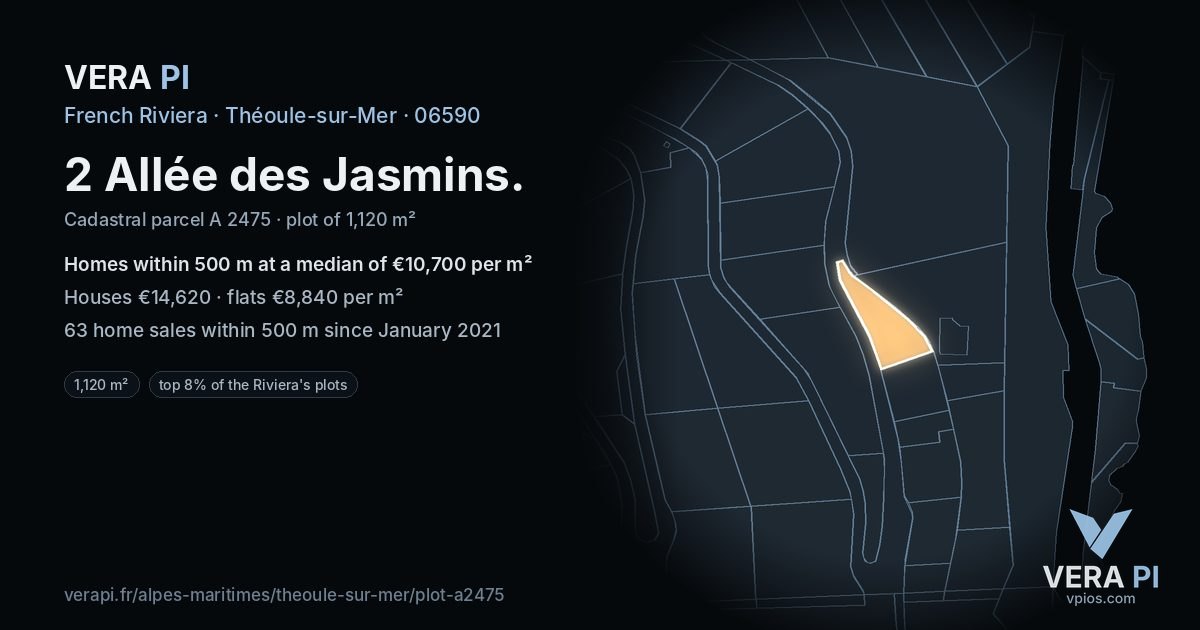 2 Allée des Jasmins, Théoule-sur-Mer at night – the plot lit, the parcels around coloured by the prices near them