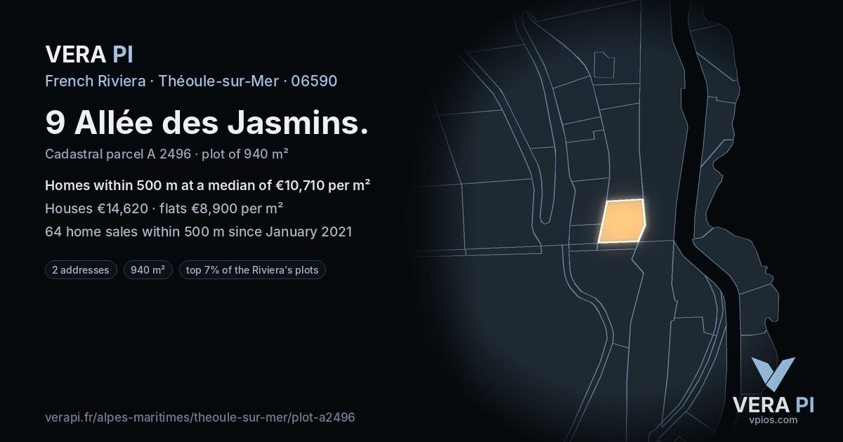 9 Allée des Jasmins, Théoule-sur-Mer at night – the plot lit, the parcels around coloured by the prices near them
