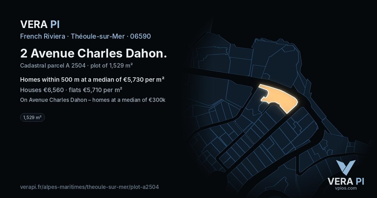 2 Avenue Charles Dahon, Théoule-sur-Mer at night – the plot lit, the parcels around coloured by the prices near them