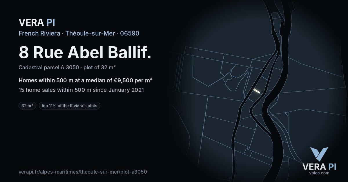 8 Rue Abel Ballif, Théoule-sur-Mer at night – the plot lit, the parcels around coloured by the prices near them